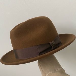 Goorin Bros Dean the Butcher hat in Whiskey, size Small